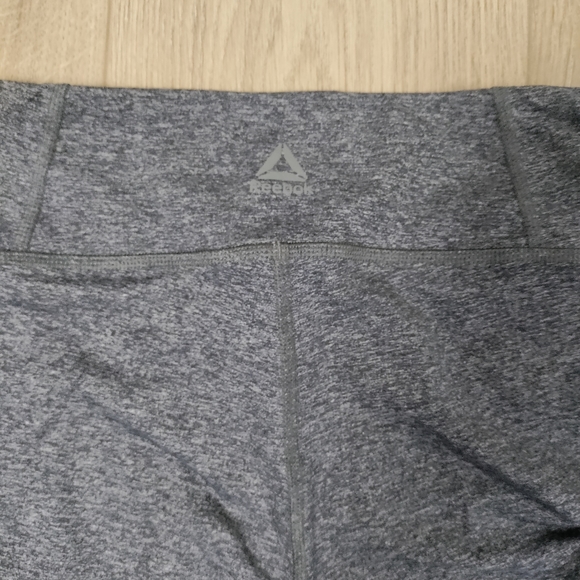 Reebok Heathered Grey Leggings Small - Picture 3 of 6